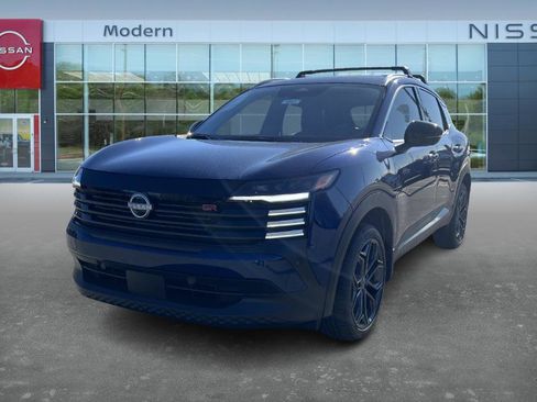 New 2026 Nissan Kicks SR image 1