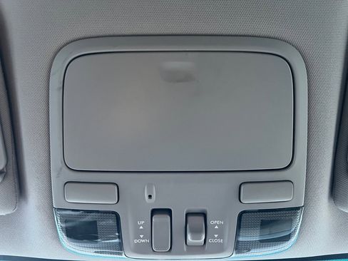 Used 2006 Subaru Tribeca image 35