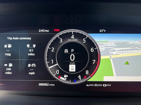 Used 2020 Land Rover Discovery HSE AWD/4WD image 11