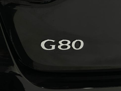 Used 2017 Genesis G80 3.8 w/ Option Group 03 image 39