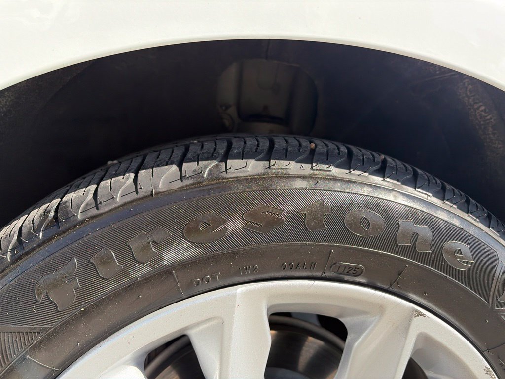 Used 2024 Chevrolet Malibu LT FWD image 19