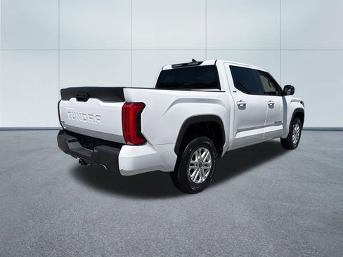 Used 2023 Toyota Tundra SR5 w/ SR5 Premium Package AWD/4WD image 5