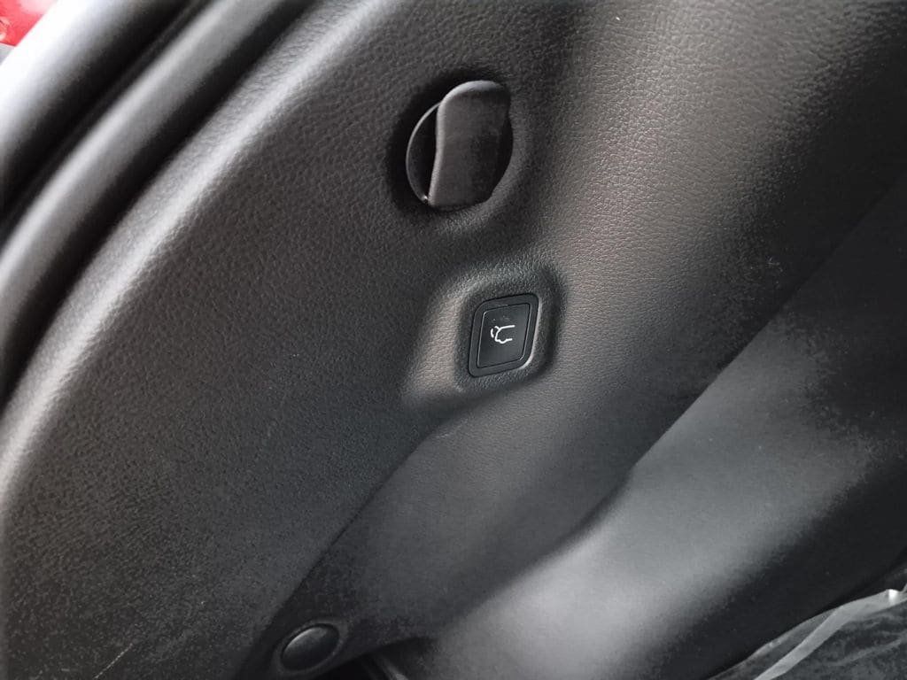 New 2026 Jeep Compass Latitude AWD/4WD image 10