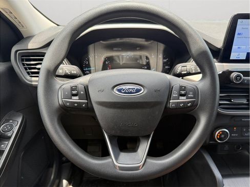 Used 2021 Ford Escape SE w/ SE Sport Appearance Package FWD image 12