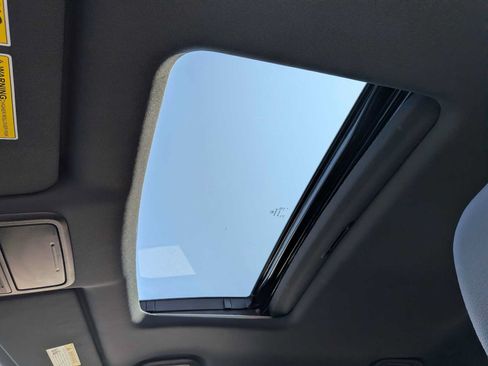 Certified 2024 Honda Ridgeline TrailSport image 17