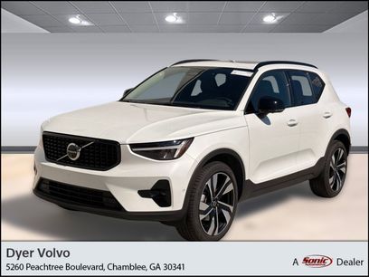 Certified 2025 Volvo XC40 B5 Plus