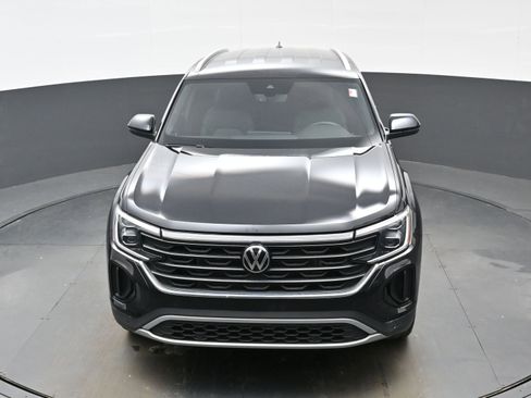 Used 2024 Volkswagen Atlas Cross Sport SE image 33