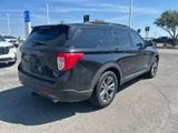 Used 2022 Ford Explorer XLT w/ Equipment Group 202A image 5