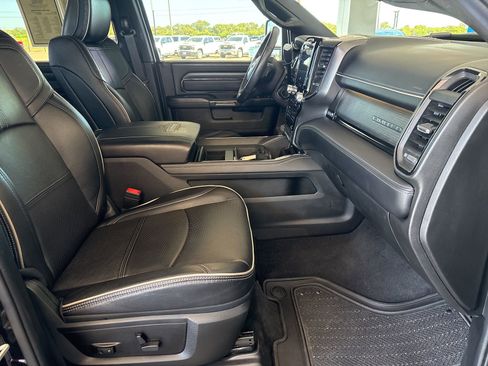 Used 2024 RAM 3500 Limited image 15