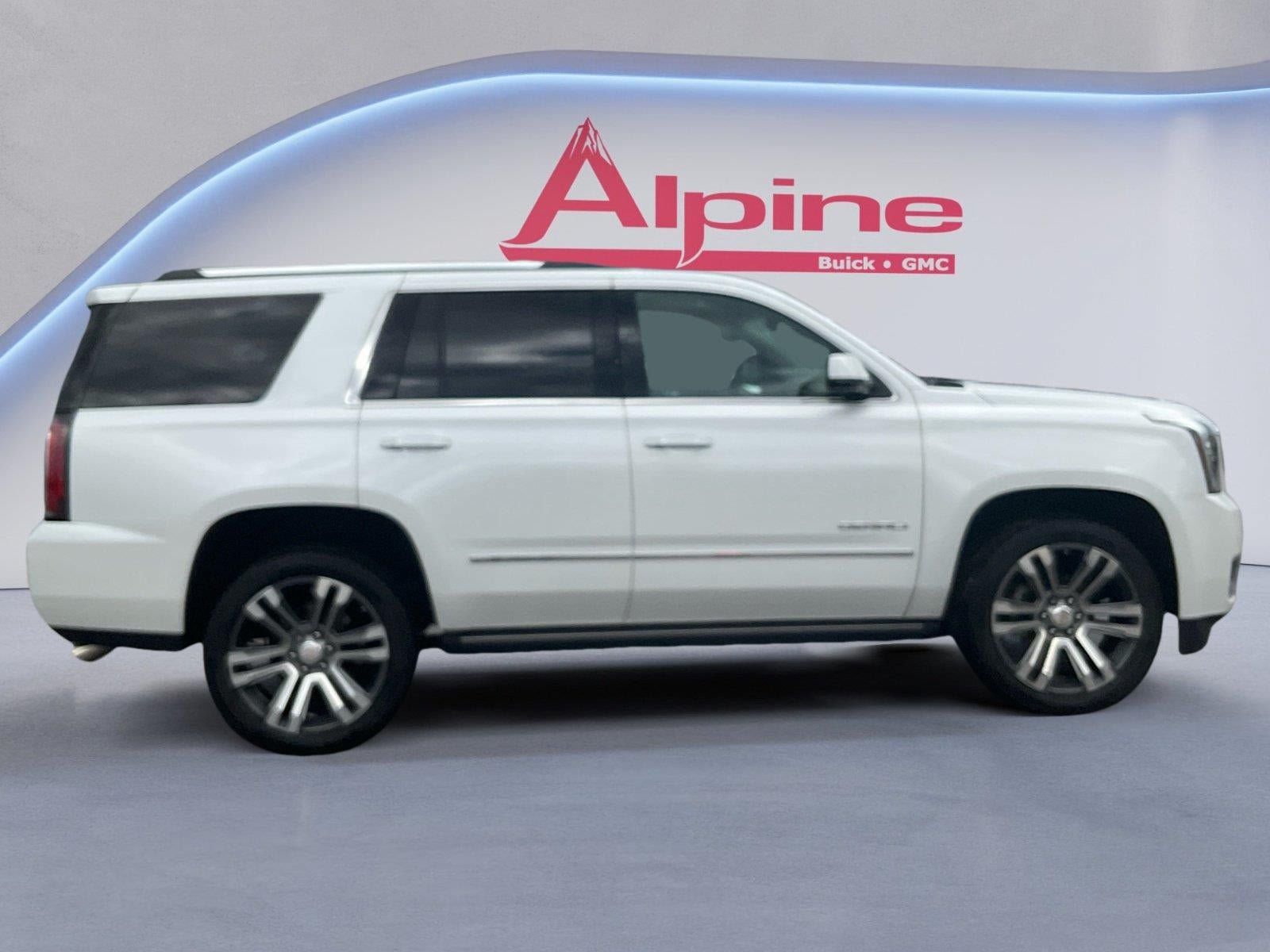 Certified 2017 GMC Yukon Denali w/ Open Road Package AWD/4WD image 6