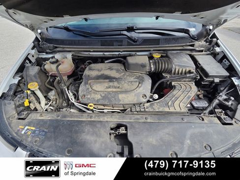 Used 2022 Chrysler Pacifica Limited FWD image 32