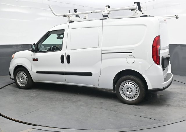 Used 2022 RAM ProMaster City Tradesman FWD image 4