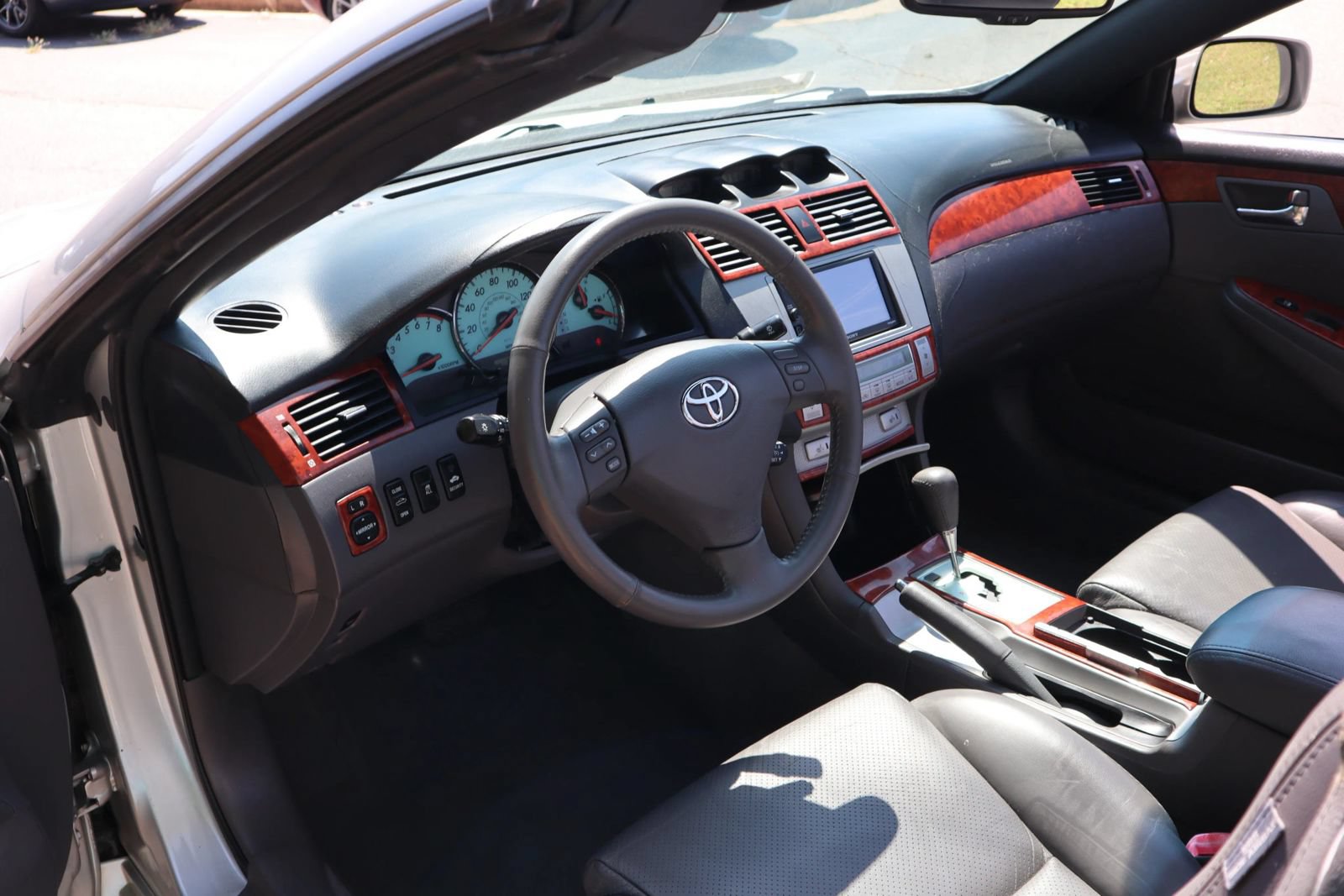 Used 2006 Toyota Solara SLE FWD image 9