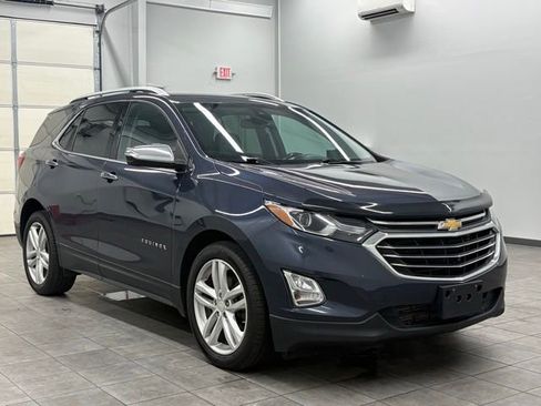 Used 2018 Chevrolet Equinox Premier w/ Infotainment II Package AWD/4WD image 1