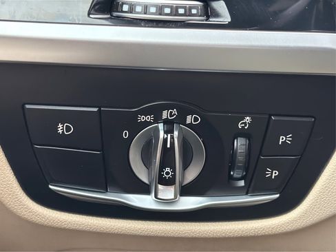 Used 2018 BMW X3 xDrive30i image 17