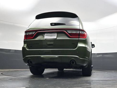 Used 2021 Dodge Durango R/T w/ Blacktop Package AWD/4WD image 37