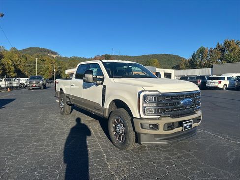 New 2026 Ford F250 King Ranch image 3