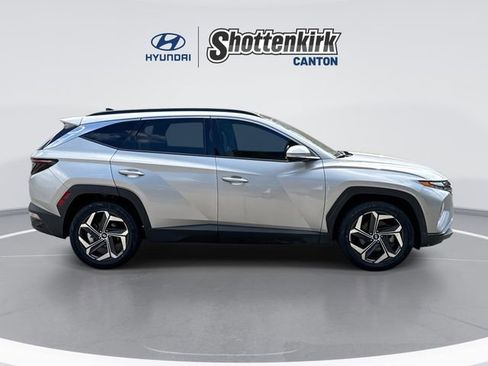 Used 2022 Hyundai Tucson Limited image 9