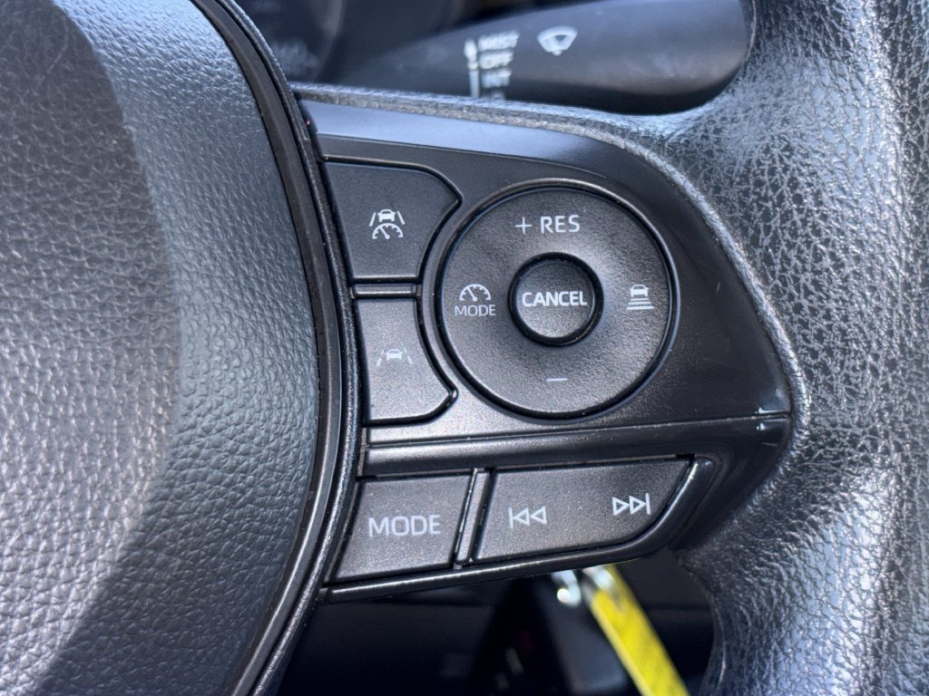 Used 2024 Toyota Corolla LE FWD image 23