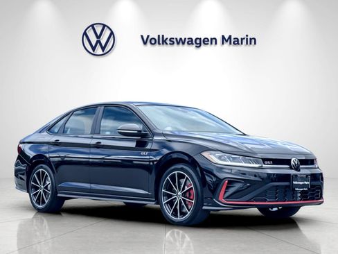 New 2026 Volkswagen Jetta GLI Autobahn FWD image 7