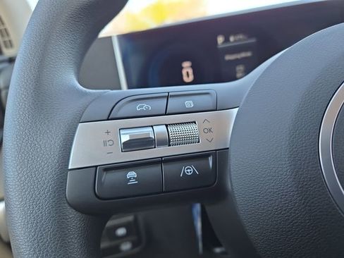 New 2026 Hyundai Tucson Blue SE AWD/4WD image 17