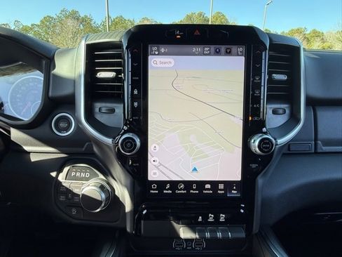 New 2026 RAM 1500 4x4 Crew Cab image 21