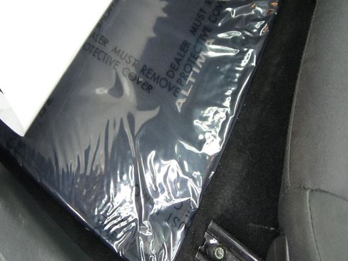 Used 2025 Nissan Altima 2.5 SV image 17