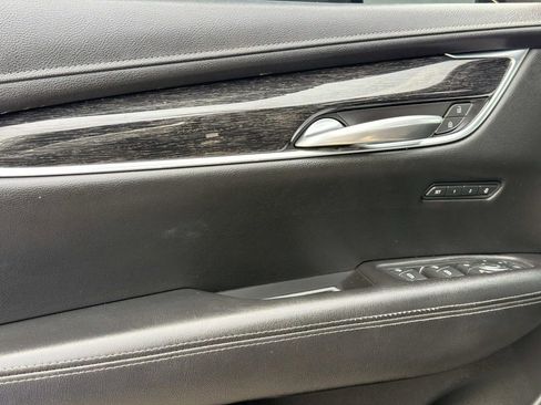 Used 2021 Cadillac XT5 Premium Luxury FWD image 20