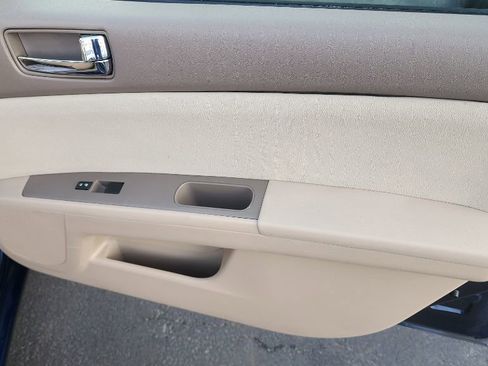 Used 2011 Nissan Sentra 2.0 S image 15