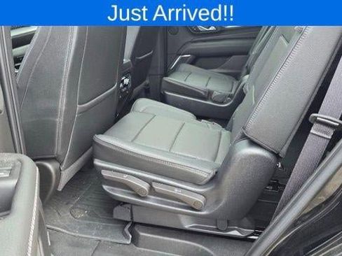 Used 2023 GMC Yukon Denali image 15