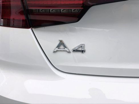 Used 2020 Audi A4 2.0T Premium w/ Convenience Package FWD image 32