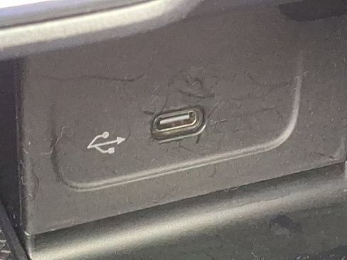 Certified 2022 Mercedes-Benz C 300 4MATIC Sedan image 23