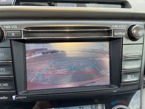 Used 2015 Toyota RAV4 Limited image 8