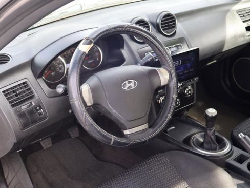 Used 2007 Hyundai Tiburon GS image 13