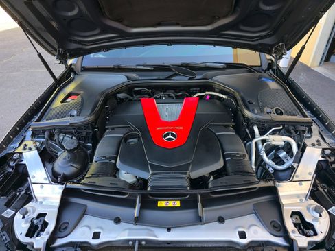 Used 2018 Mercedes-Benz E 43 AMG 4MATIC Sedan image 36