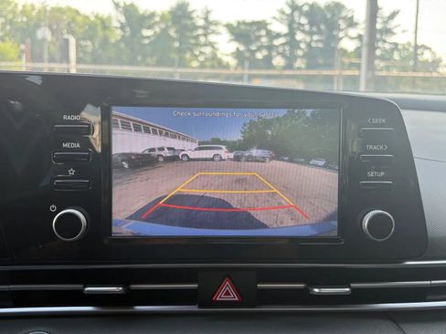 Used 2021 Hyundai Elantra SEL w/ Convenience + Premium Package FWD image 34