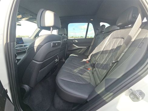 Used 2025 BMW X5 sDrive40i image 20