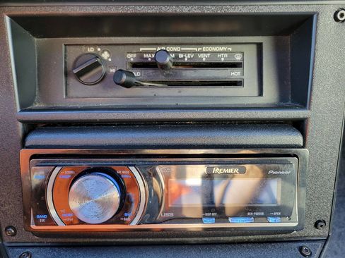 Used 1989 Chevrolet Camaro IROC-Z image 23