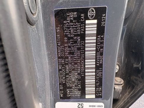 Used 2025 Toyota Camry SE FWD image 32