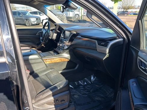 Used 2015 GMC Yukon Denali w/ Premium Package image 17