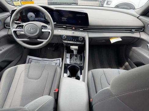 Certified 2023 Hyundai Elantra SEL w/ Convenience Package FWD image 14