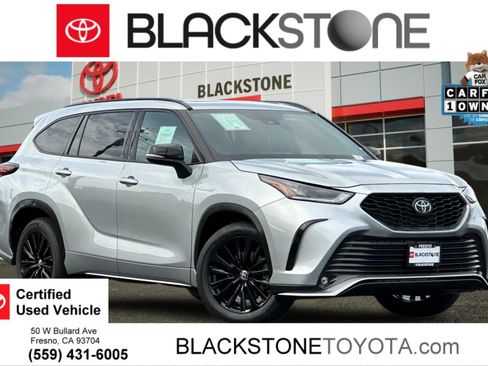 Certified 2025 Toyota Highlander XSE AWD/4WD image 1