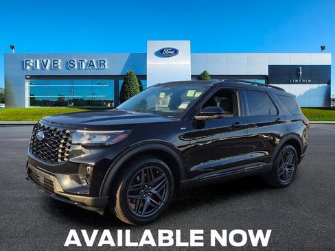 New 2026 Ford Explorer ST-Line w/ ST-Line Street Pack RWD image 3