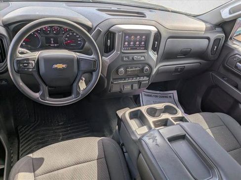 Used 2021 Chevrolet Silverado 1500 Custom image 14
