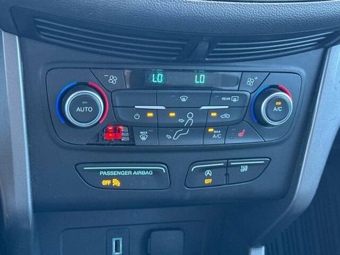 Used 2018 Ford Escape SE w/ Ford Safe & Smart Package image 23