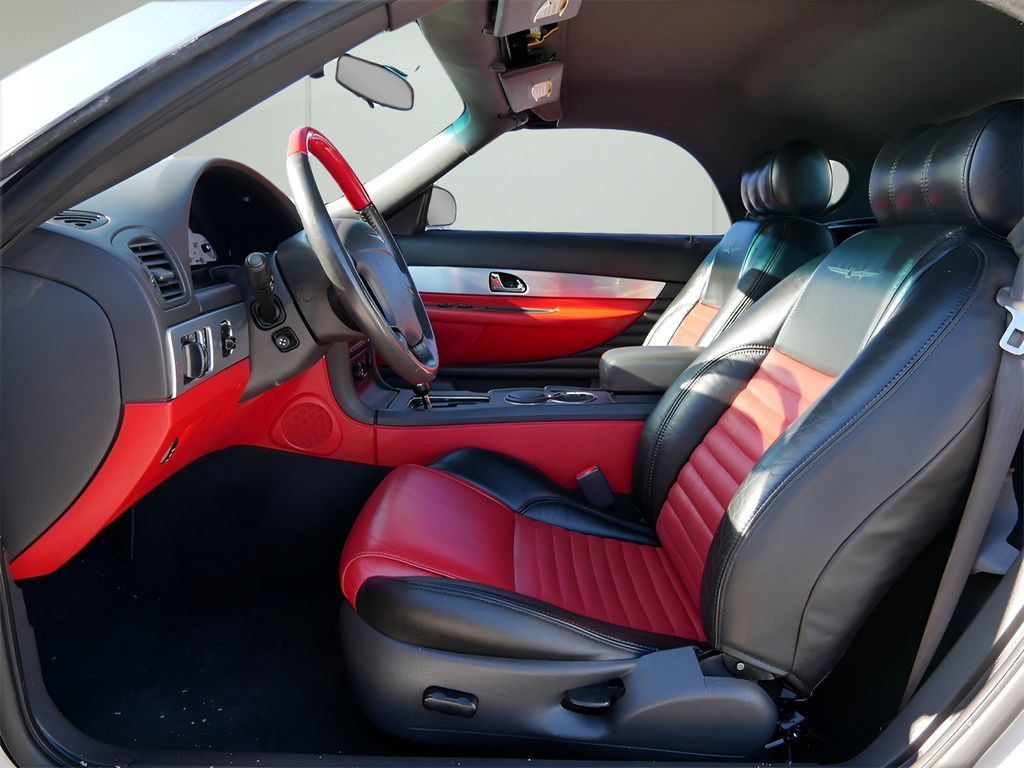 Used 2002 Ford Thunderbird RWD image 10