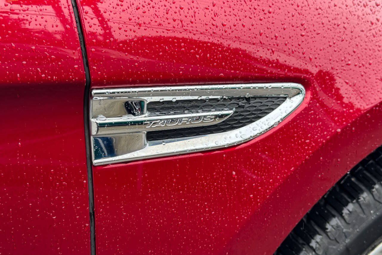Used 2016 Ford Taurus SEL FWD image 8
