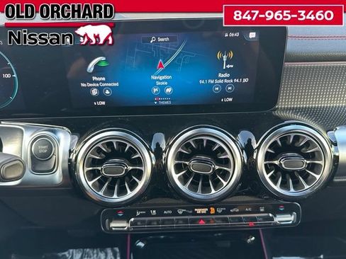 Used 2023 Mercedes-Benz EQB 300 4MATIC image 16