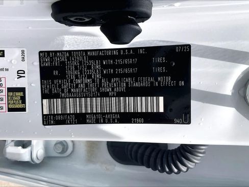Used 2025 Toyota Corolla Cross LE w/ Moonroof Package FWD image 34