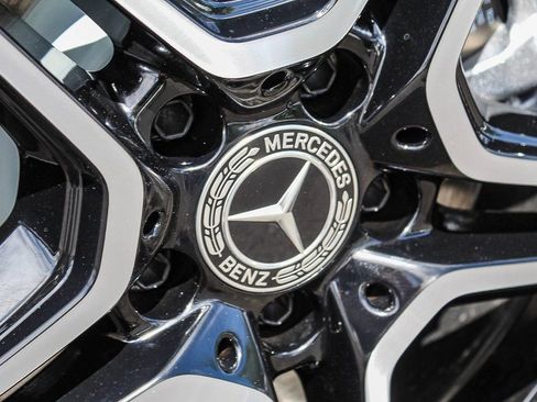 Used 2024 Mercedes-Benz GLA 250 4MATIC image 29